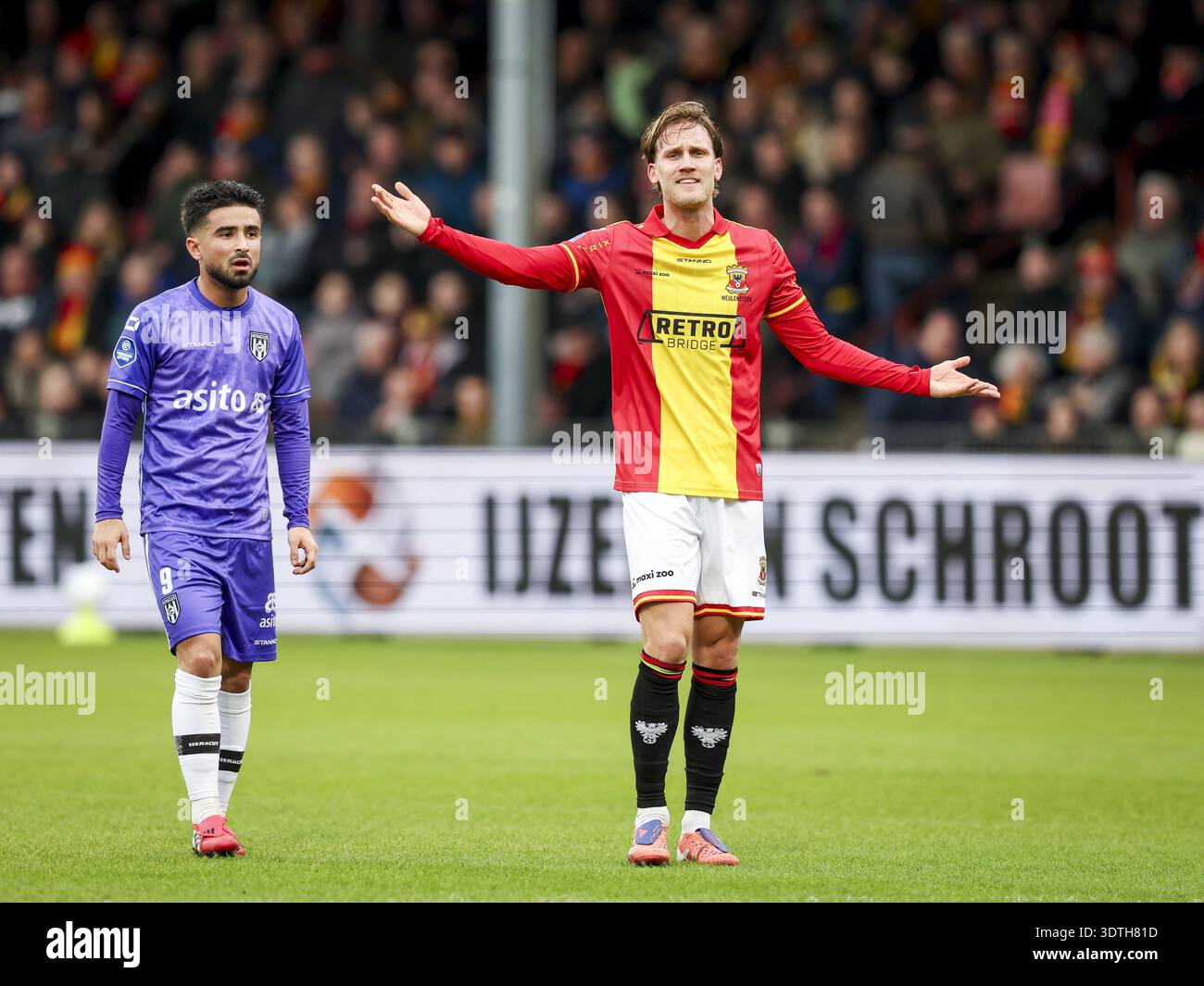 DEVENTER - Melle Meulensteen of Go Ahead Eagles during the Dutch Eredivisie  match between Go Ahead Eagles