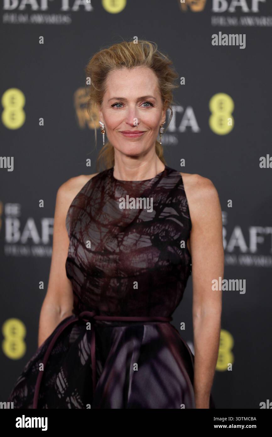 London USA 22nd Feb 2026 Gillian Anderson Attends The Red Carpet london-usa-22nd-feb-2026-gillian-anderson-attends-the-red-carpet