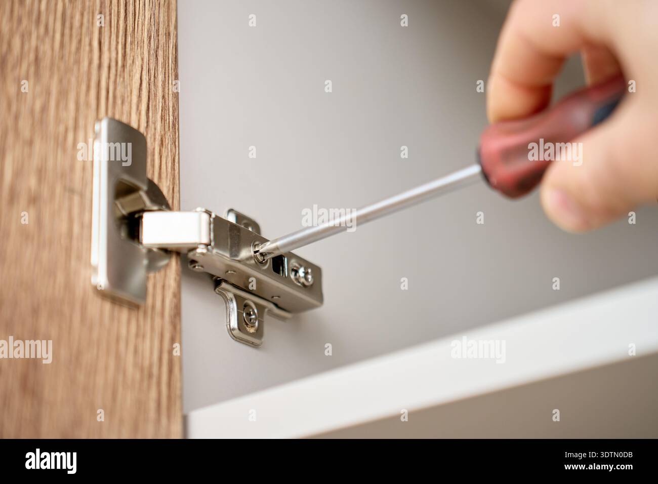 How to Tighten Door Hinges With Screwdriver: Easy Fix Guide