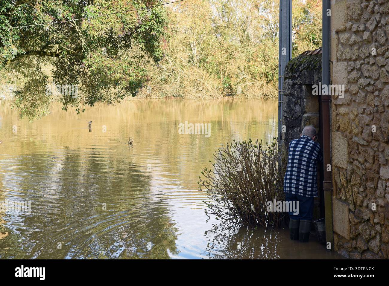 Flood of the Garonne in Podensac, near Bordeaux, in Gironde, France on ...