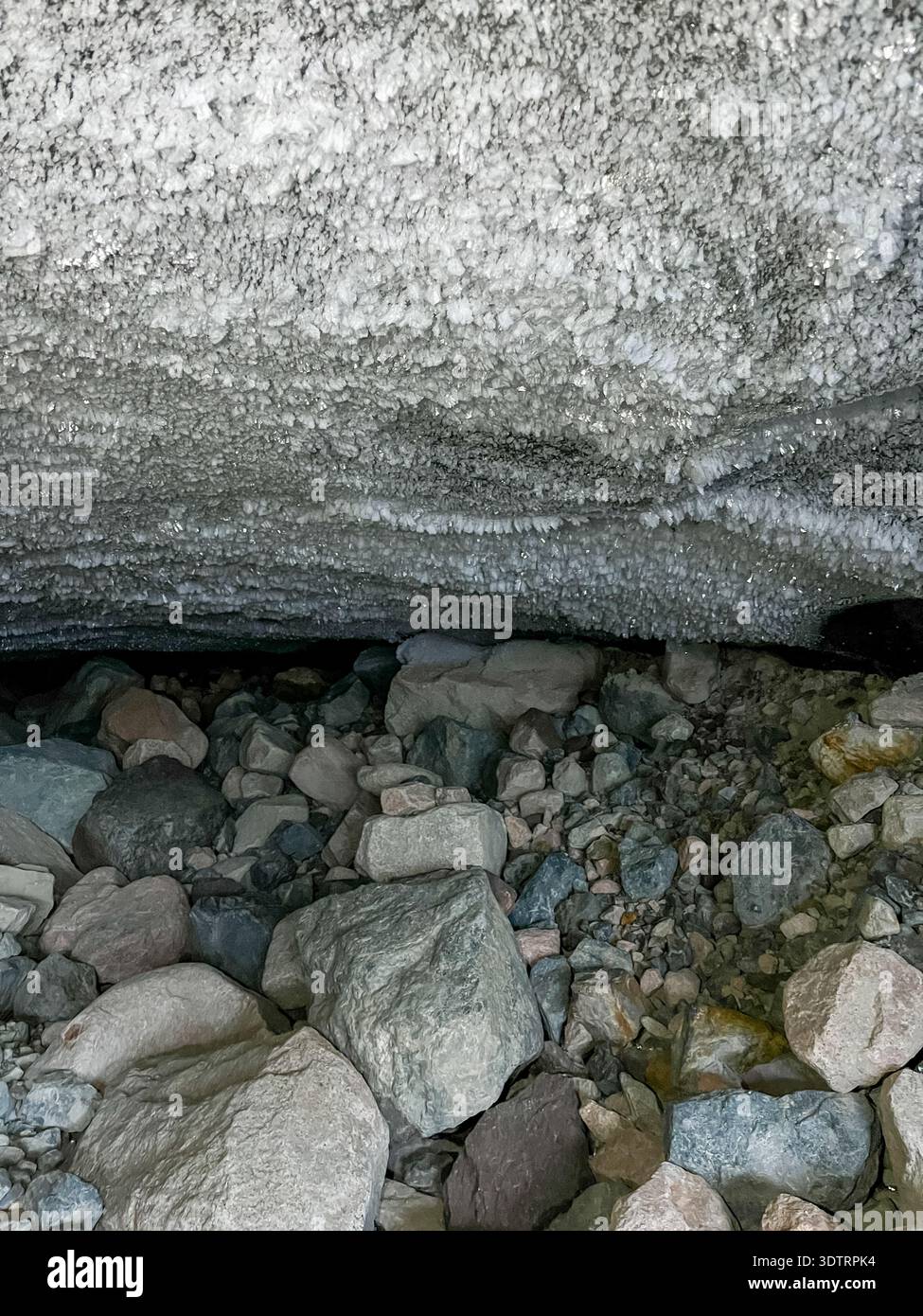 Exploring the Stunning Natural Formation of Salt Crystals and Rocky ...