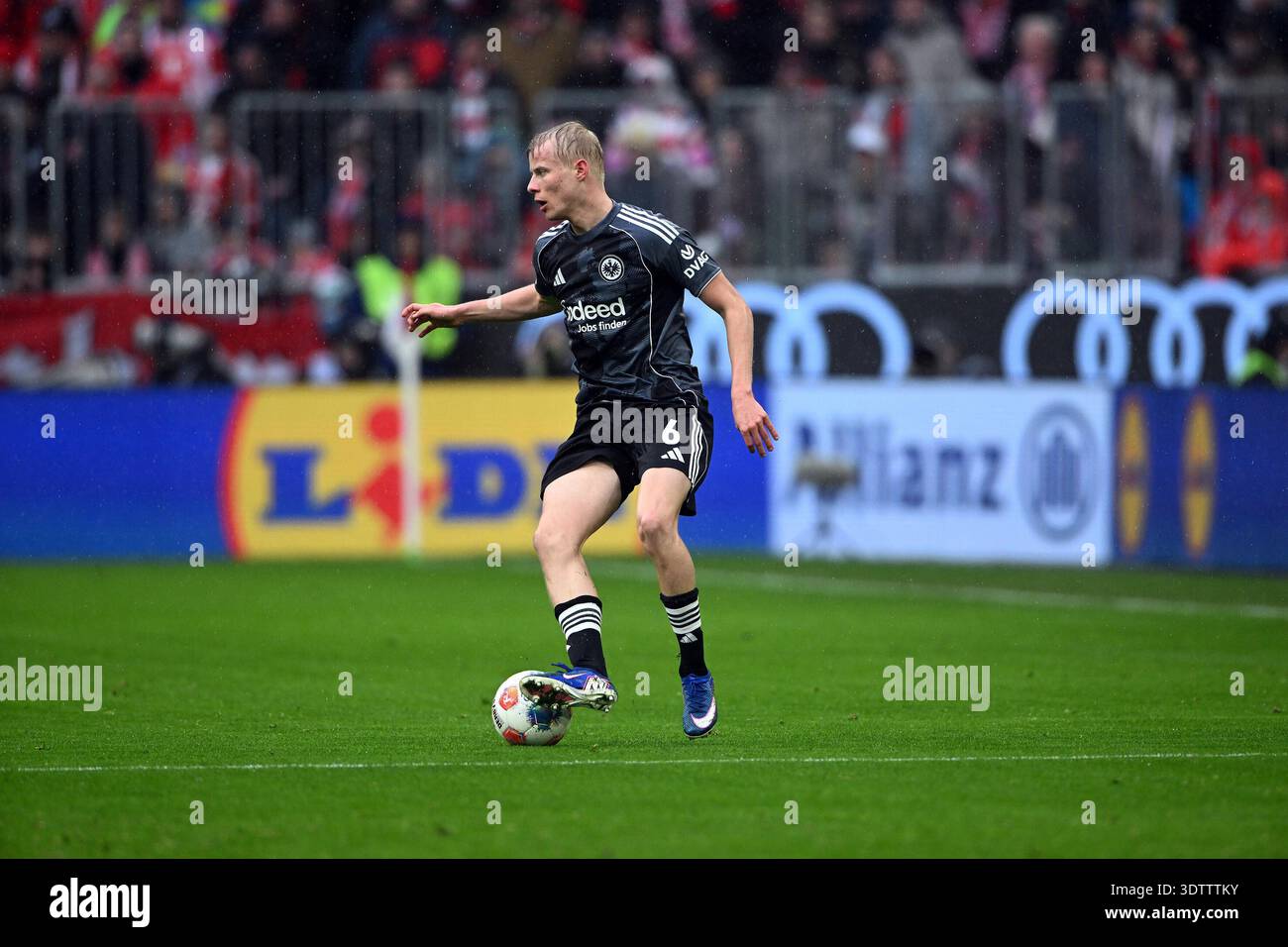 Soccer; Matchday 23; 1. Bundesliga [Bundesliga]; Season 2025/2026; FC ...