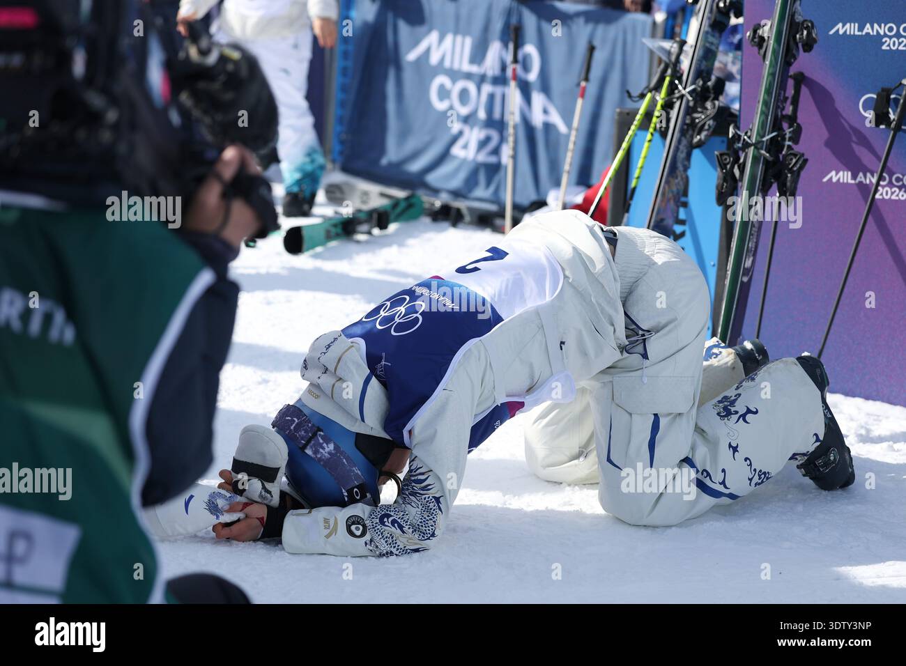 Livigno, Italy.22th February 2026. China's freeski superstar Gu Ailing ...