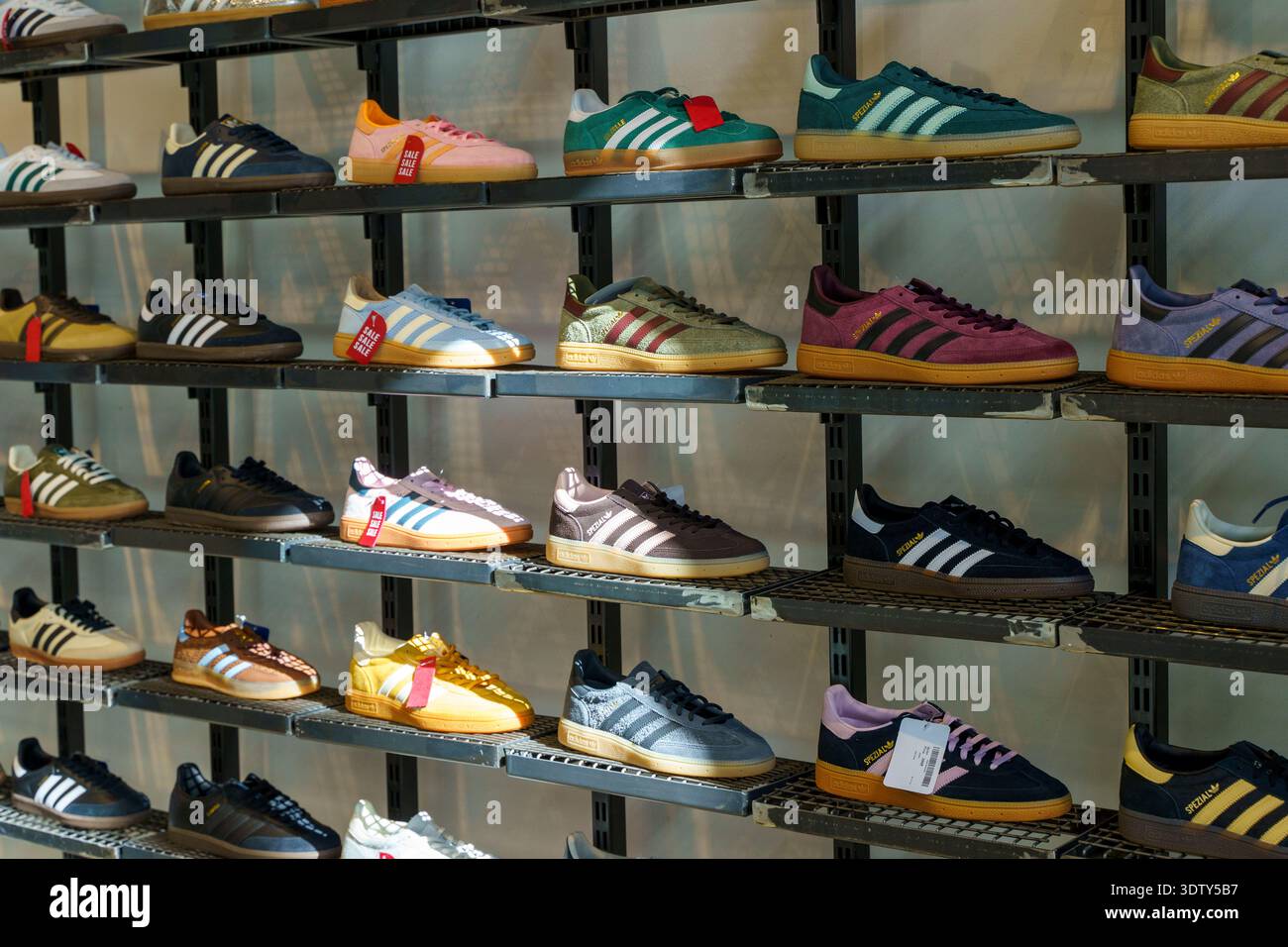 adidas gazelle silver green womens Extra-Long Shoe Rack main image 1