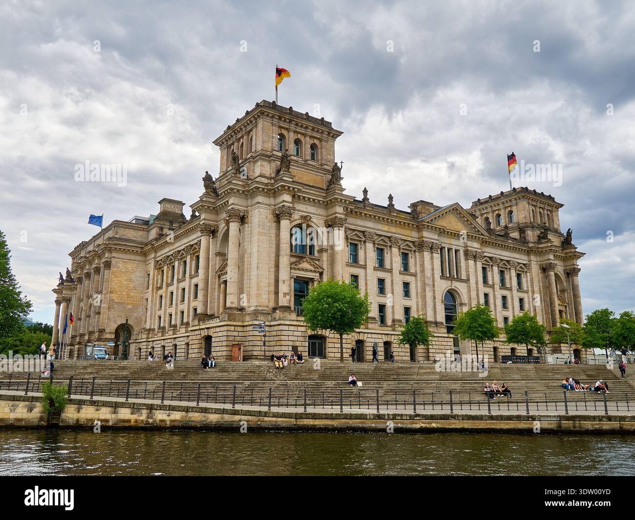 Geran Building German Parliament Building Reichstag with Flags in Berlin Mitte Stock ...