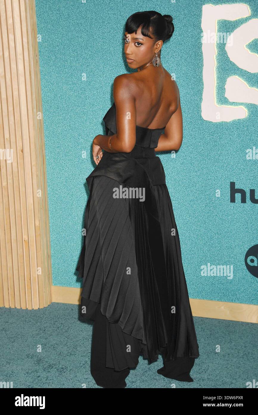 Amanda Morrow bei der Premiere der 1. Staffel der ABC/Hulu Serie Scrubs ...