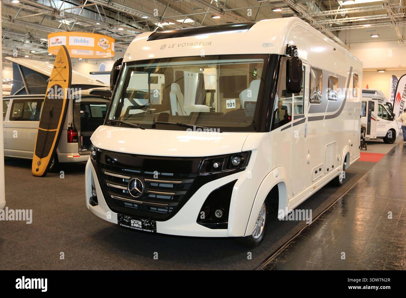 Le Voyageur Heritage 7.6 GJF Wohnmobil auf Basis Mercedes Benz Sprinter, Reise  Camping Essen 25.02.-01.03.2026, Messe Essen, Nordrhein-Westfalens grte  Urlaubsmesse, mobiles Reisen und Campen, Reisemobile und Caravans, Camping  & Caravaning ...