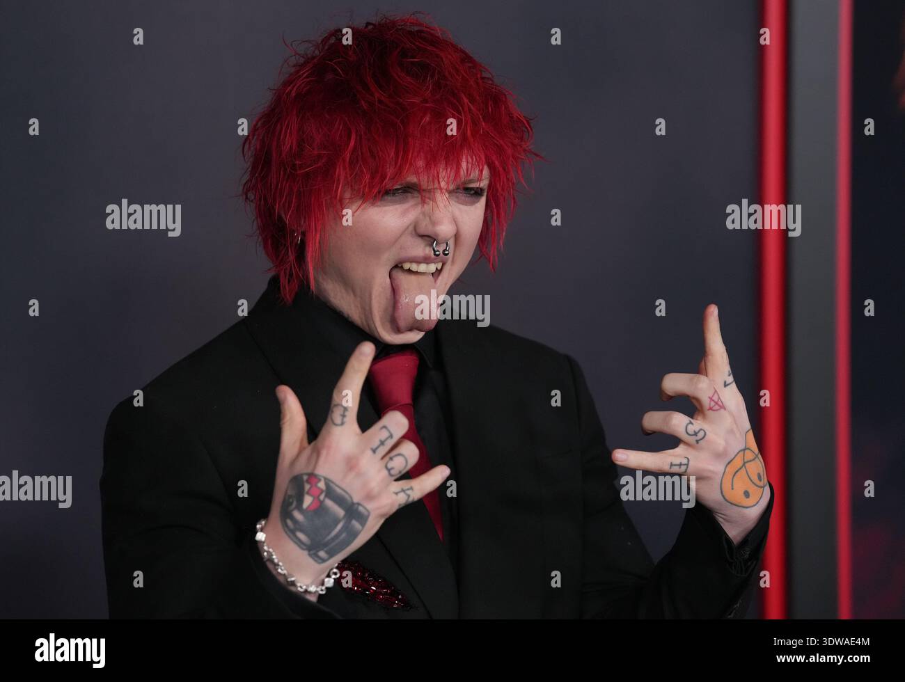 Sueco arrives at the premiere of the film 