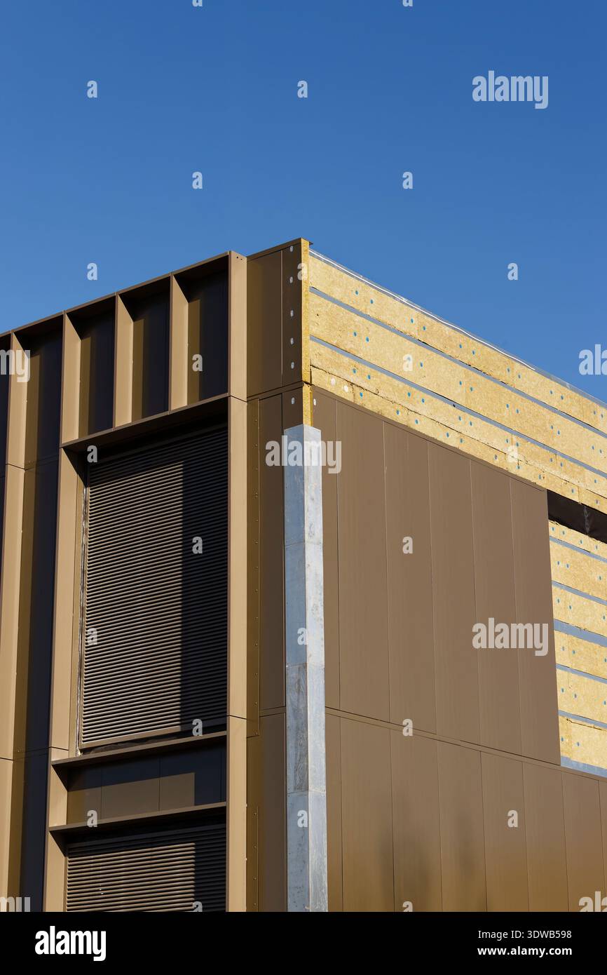 Aluminium cladding panels and rockwool thermal insulation fixed to ...
