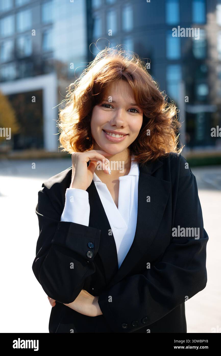 Businesswoman in black blazer hi-res stock photography and images - Alamy