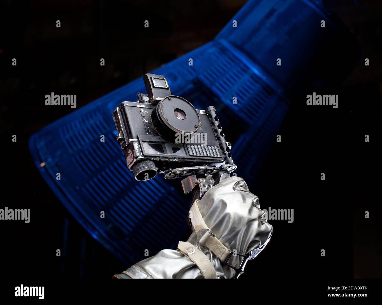 1962 spaceflight equipment hi-res stock photography and images - Alamy