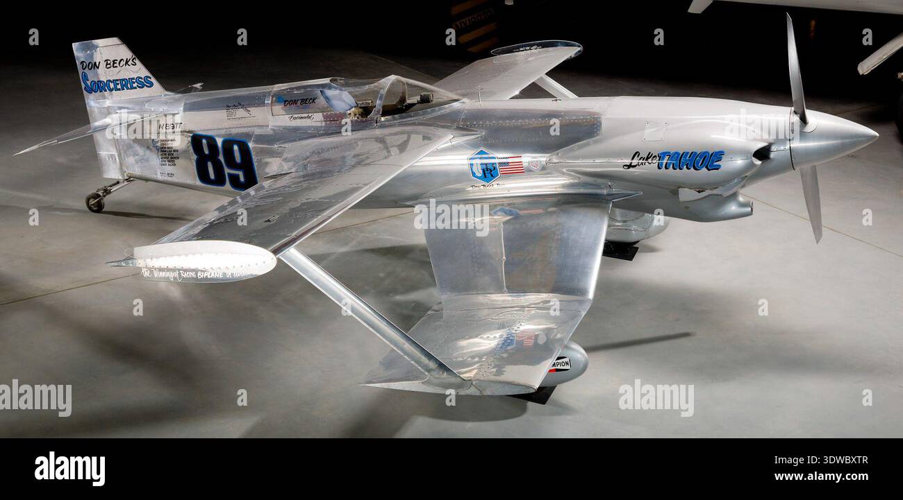 Lycoming o 290 d2 reciprocating engine hi-res stock photography and ...