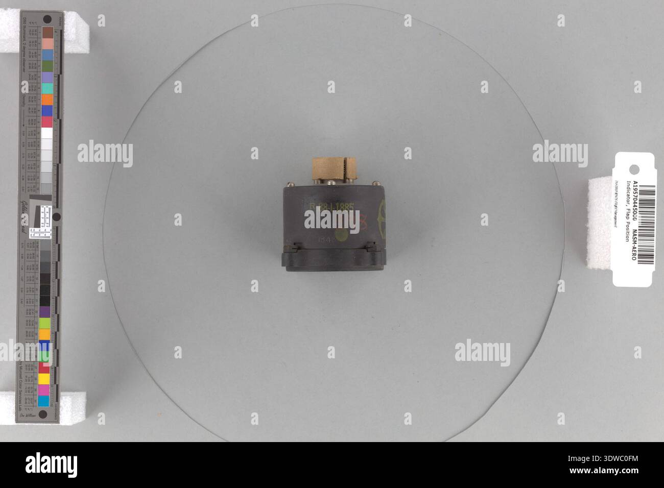 Flap position display unit hi-res stock photography and images - Alamy