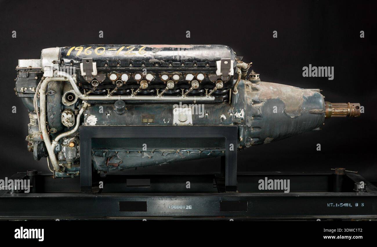 A2 Engine 6 inch stroke dimension hi-res stock photography and images - Alamy