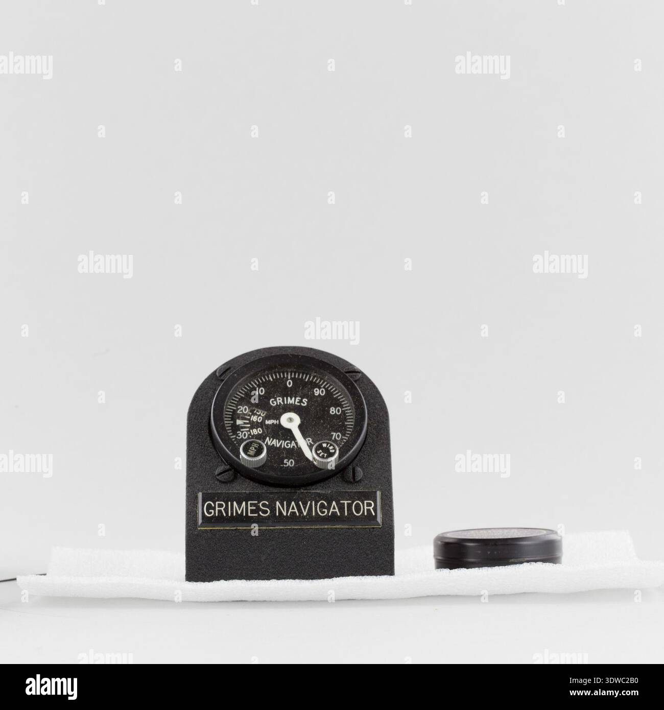 Großes Instrument Grimes Navigator is an aircraft navigation instrument designed to ...