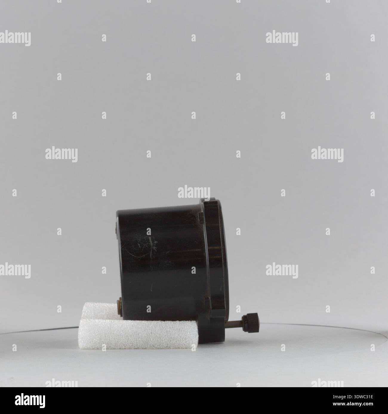 Pressure based altimeter unit hi-res stock photography and images - Alamy