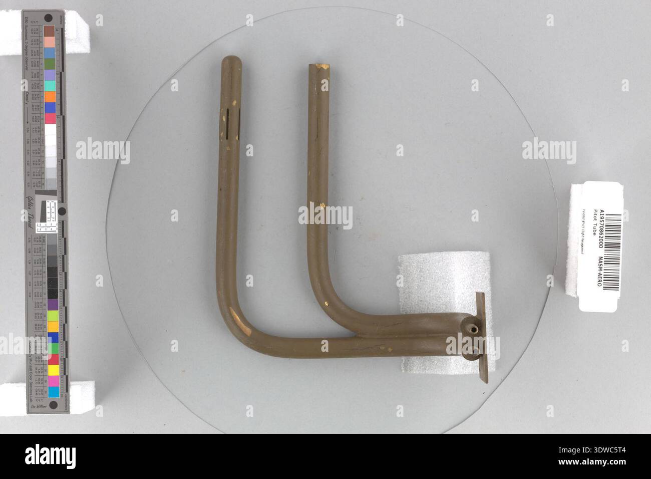 Mechanical airflow sensing aviation device hi-res stock photography and ...