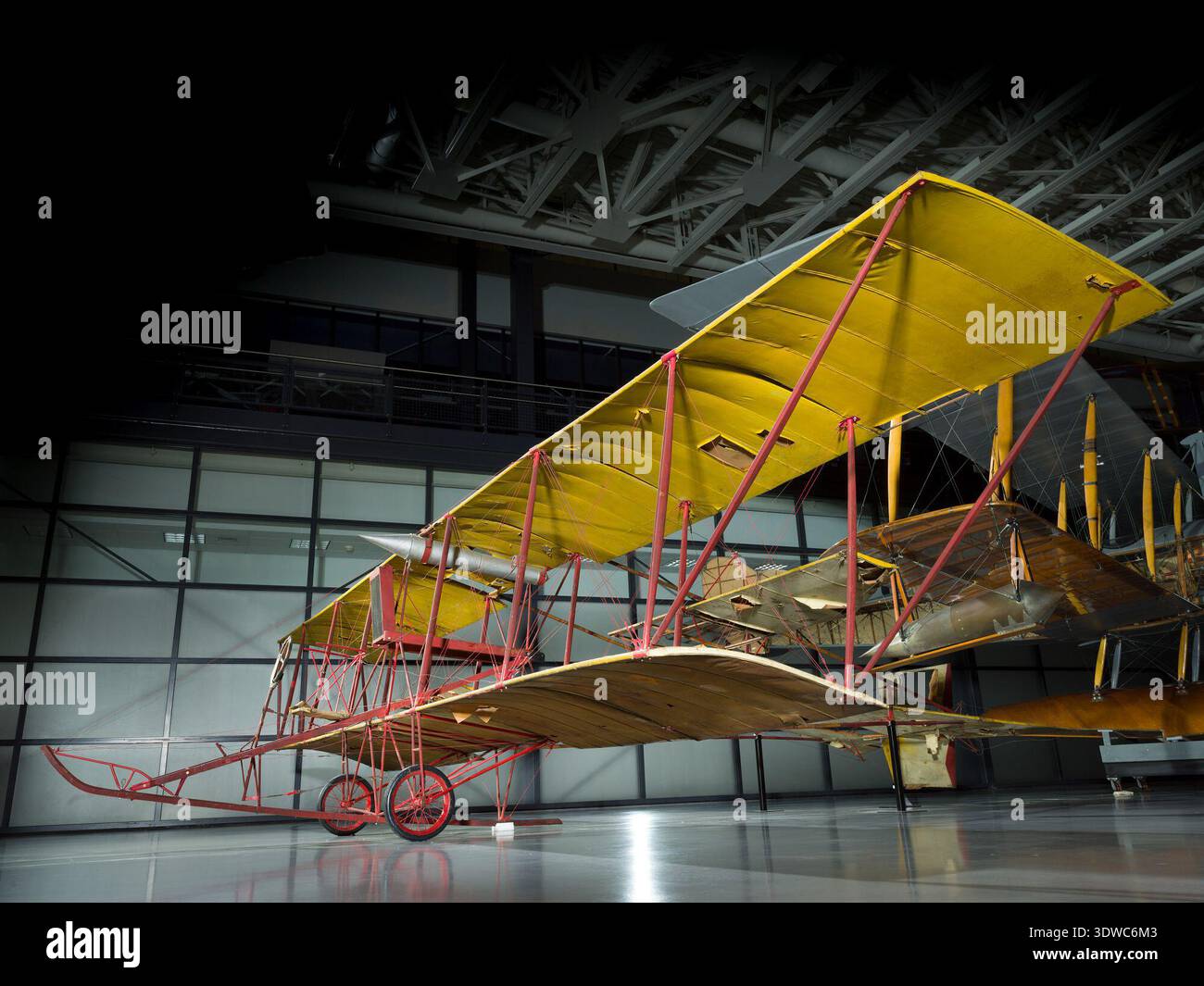 Jet Poered Biplane Biplane propulsion layout hi-res stock photography and images - Alamy