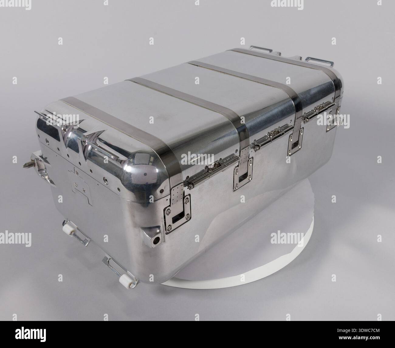 Sample containment device hi-res stock photography and images - Alamy