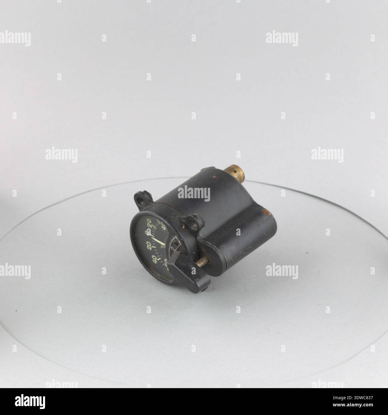 Temperature sensing gauge hi-res stock photography and images - Alamy