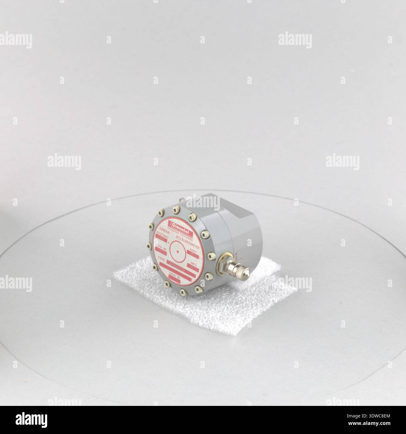 Linear accelerometer was an inertial sensor used in aircraft and ...