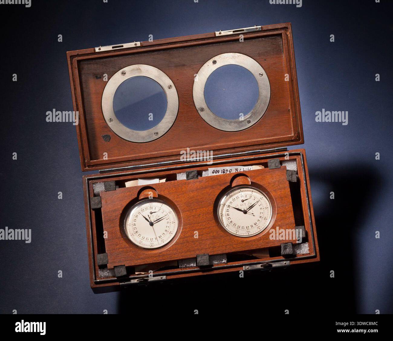 Dualwatches hi-res stock photography and images - Alamy