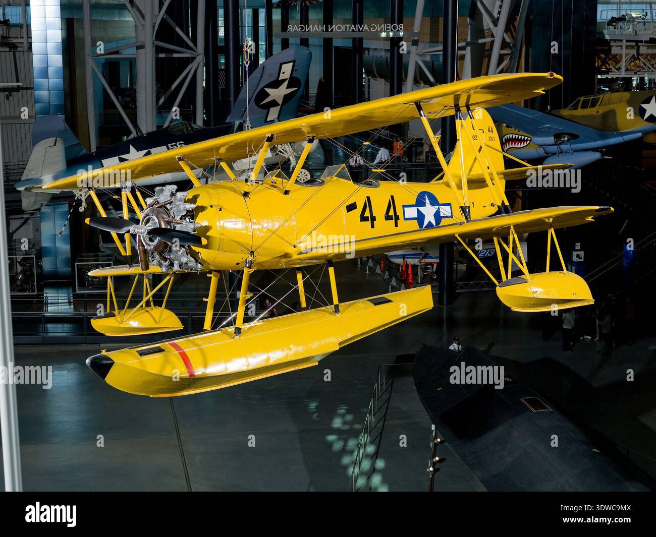 Primary Trainer Dual float landing gear hi-res stock photography and images - Alamy