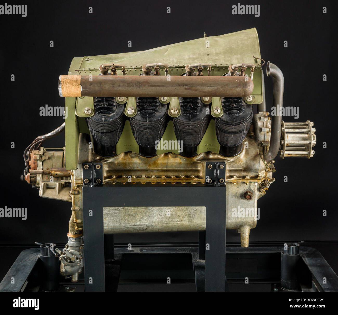 Avro 504k installation hi-res stock photography and images - Alamy