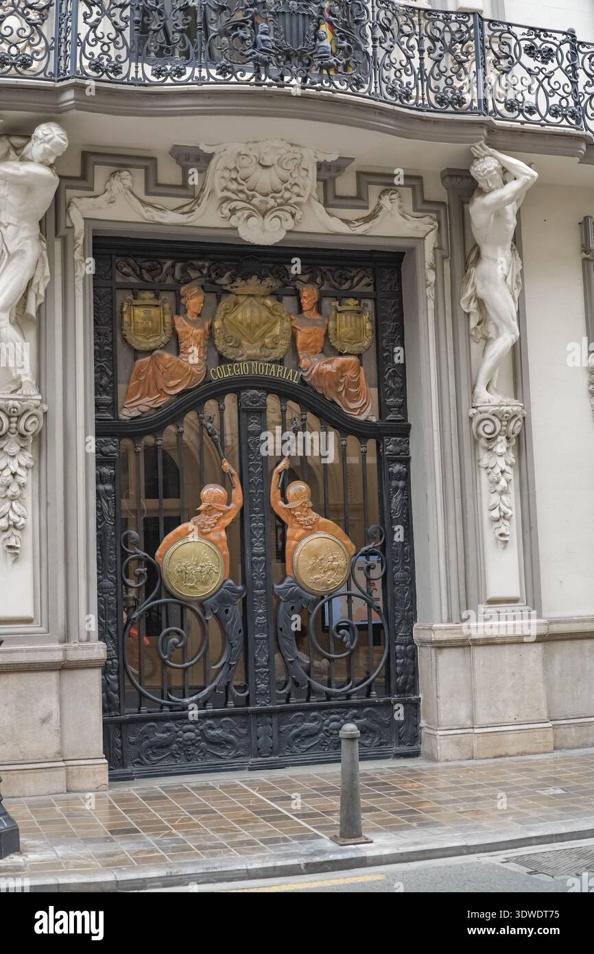 Atlantes statue detail hi-res stock photography and images - Alamy