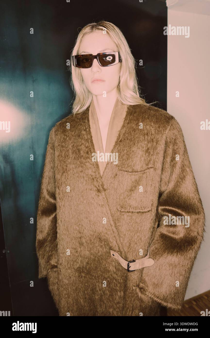 Milano Fashion Week - Women F/W 26-27 Max Mara Fashion Show Backstage ...