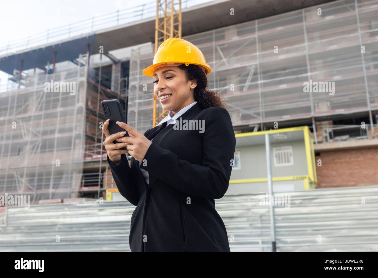 Woman wearing formal attire hi-res stock photography and images - Alamy