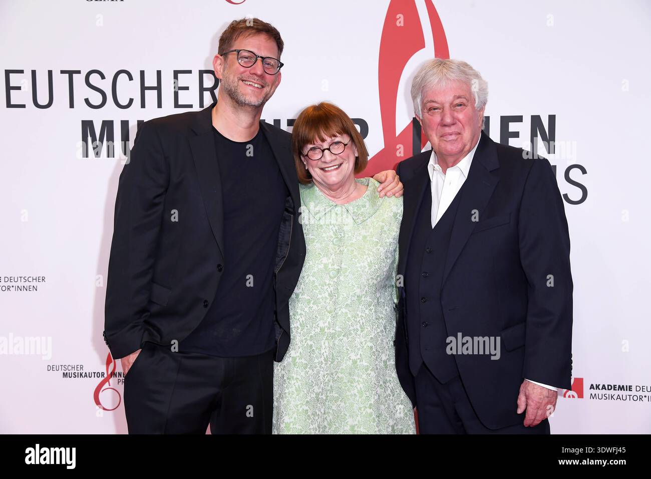 Alex Rolf Rolf Zuckowski mit Ehefrau Monika Zuckowski und Sohn Alexander Ali ...
