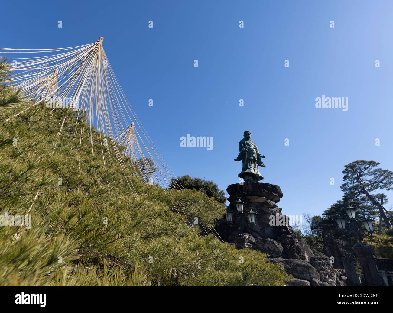 Bottom Statue Rope Meiji Monument iwith bronze statue of Yamato Takeru and yukitsuri ...