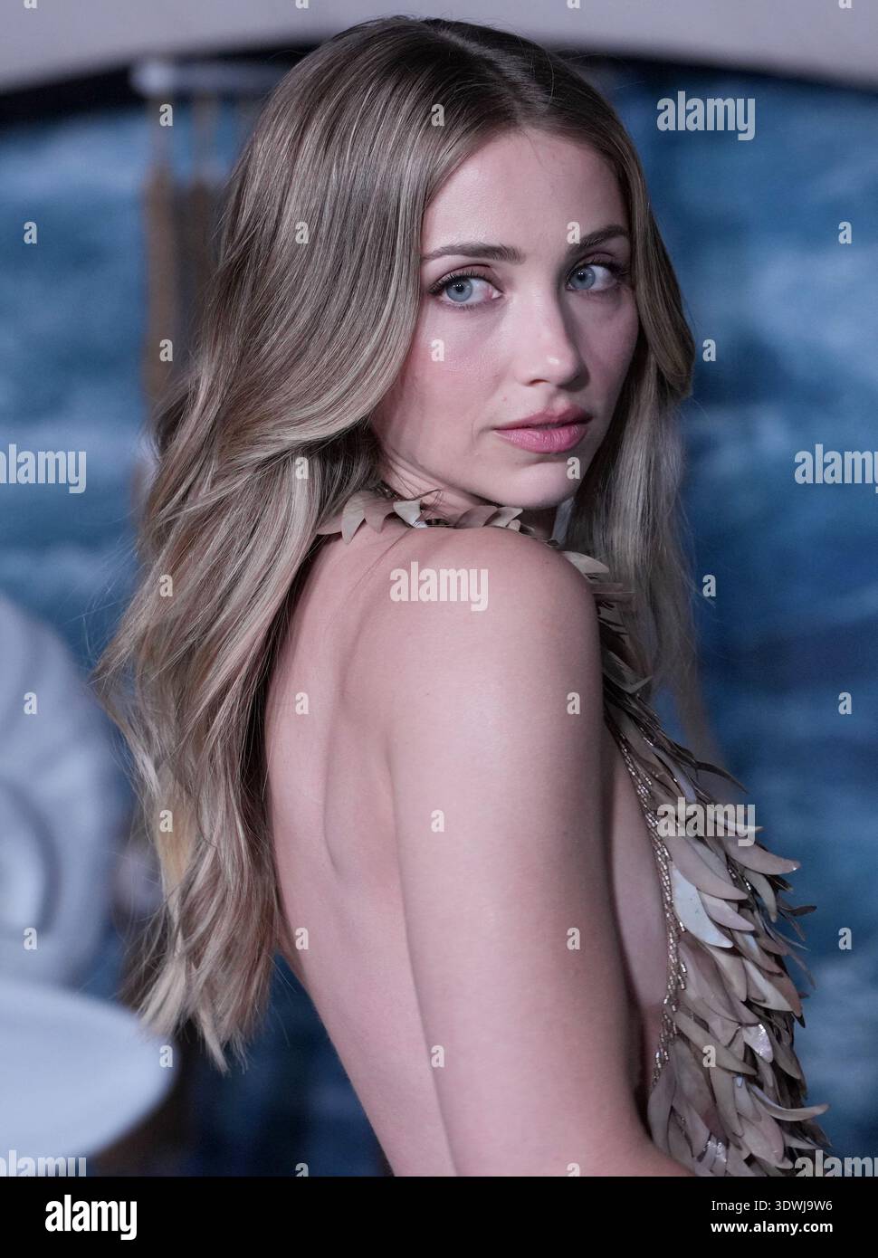 Emily Rudd Roles Emily Rudd arrives at the Netflix's ONE PIECE: INTO THE GRAND LINE Los ...