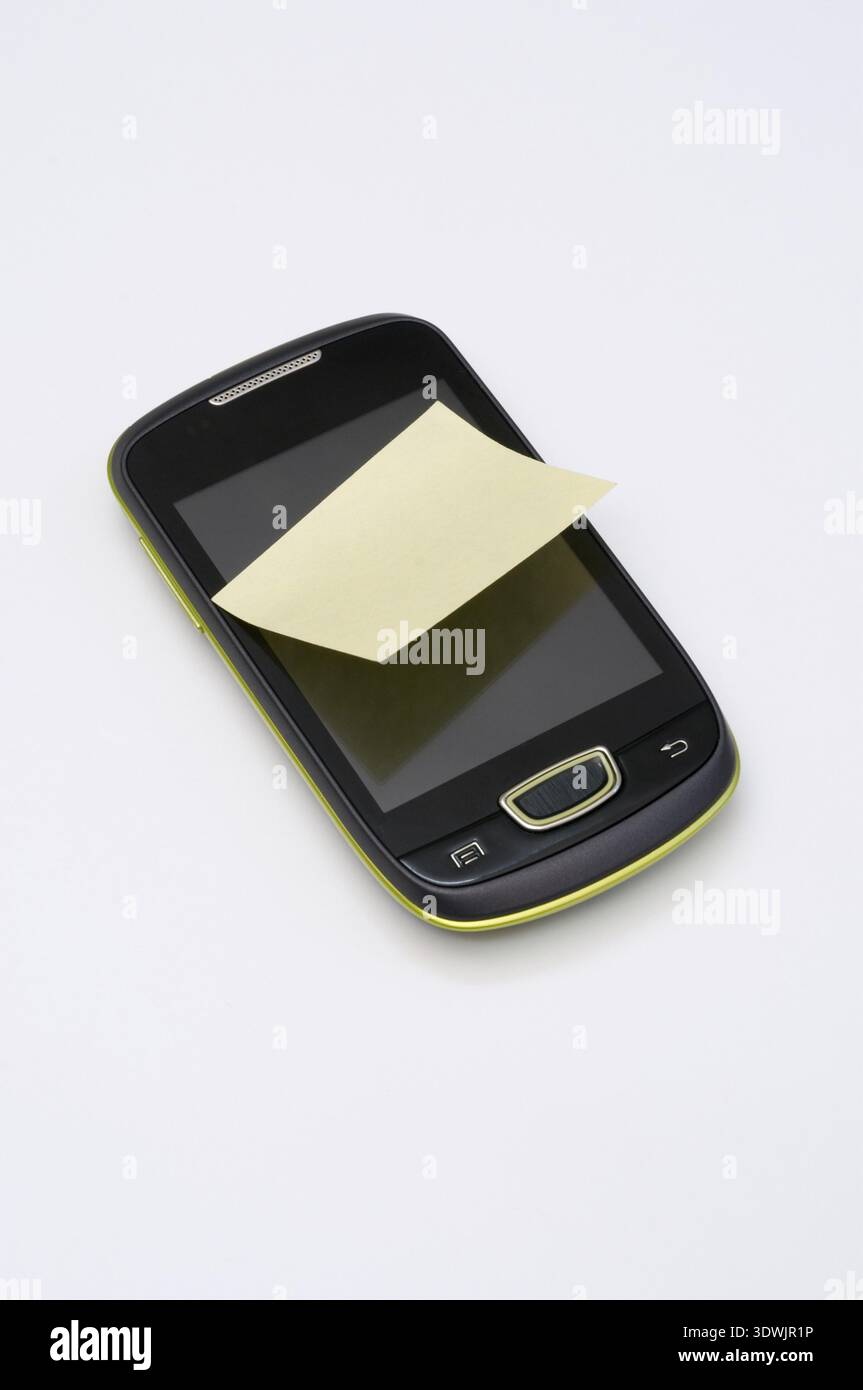 A blank memo sticky note on smartphone Stock Photo