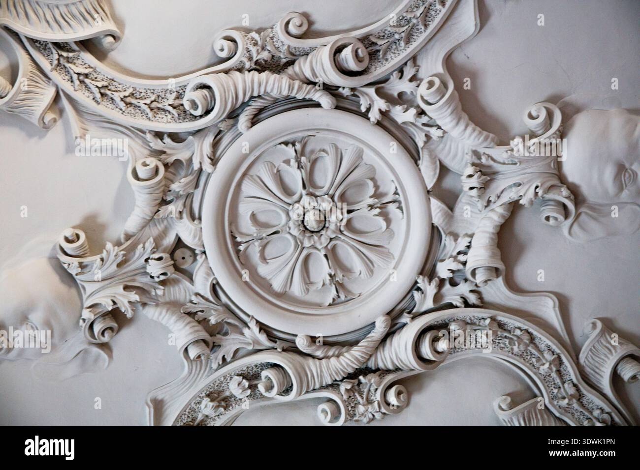 Rococo style ceiling design hi-res stock photography and images - Alamy