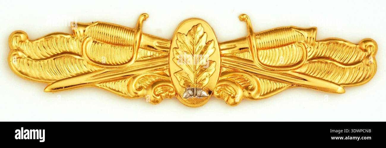 Us navy rank insignia hi-res stock photography and images - Alamy