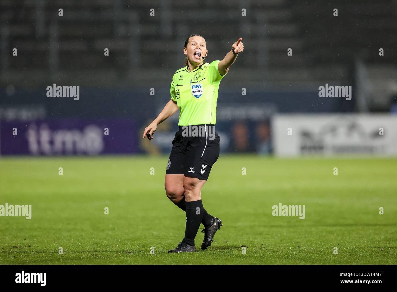 Lyngby Denmark 27th Feb 2026 Referee Frida Klarlund Seen During The lyngby-denmark-27th-feb-2026-referee-frida-klarlund-seen-during-the