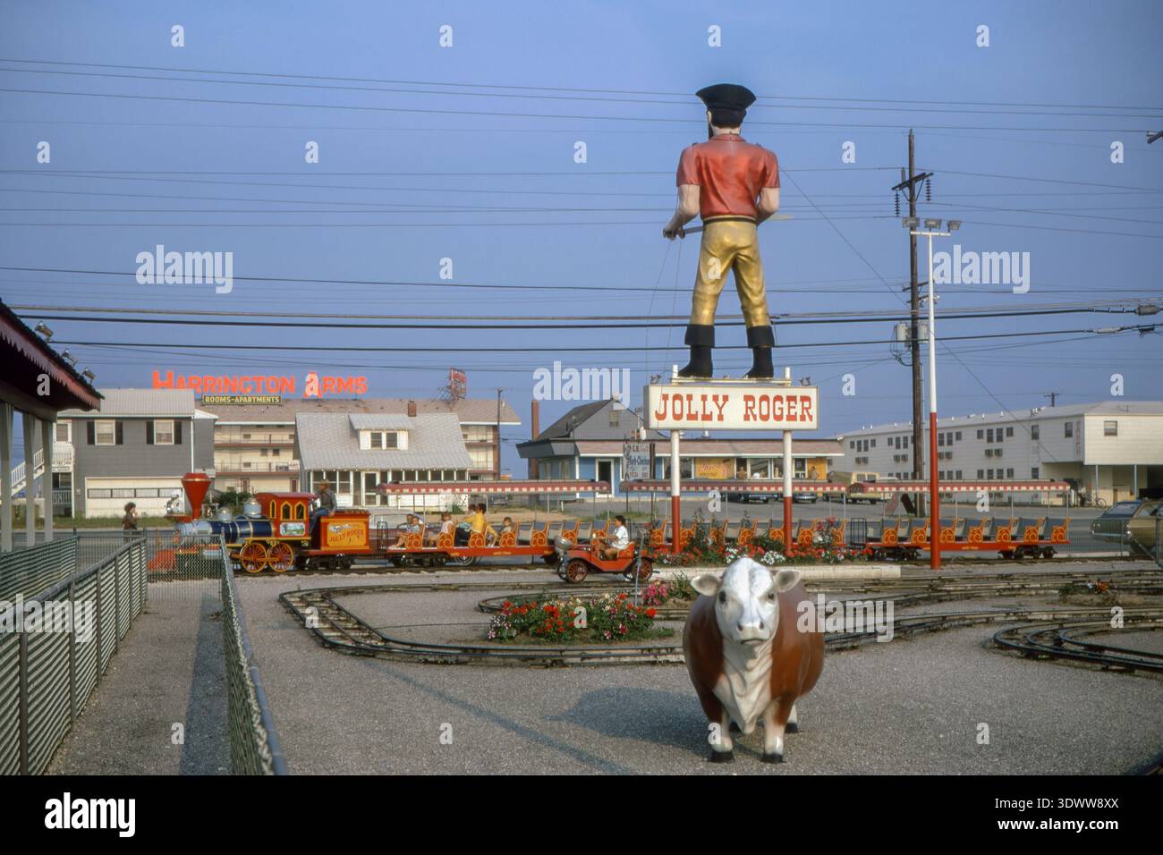 Archival amusement park hi-res stock photography and images - Alamy