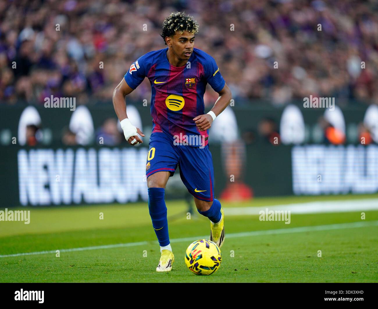 barcelona-spain-28th-feb-2026-lamine-yamal-of-fc-barcelona-during