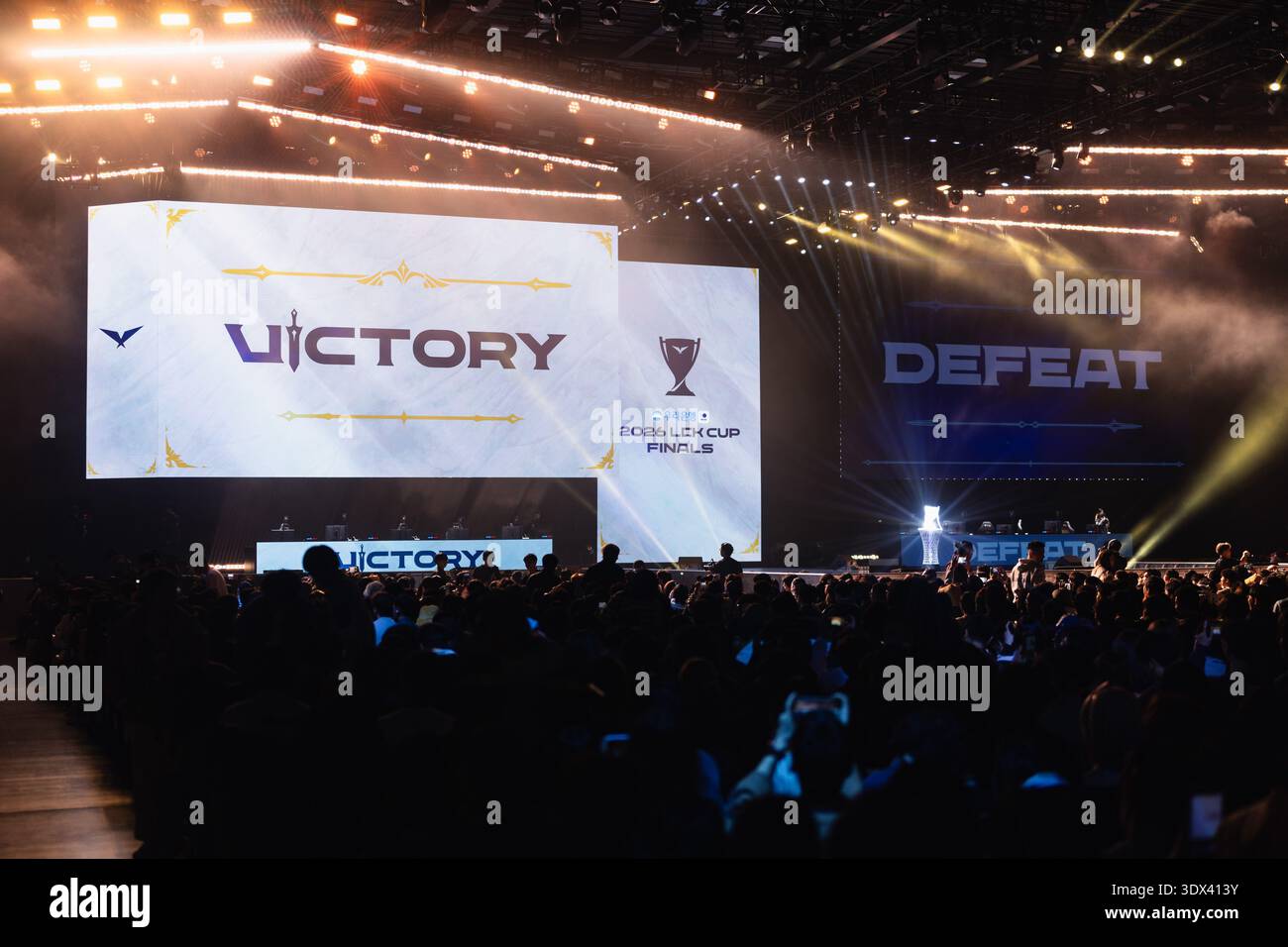 Lck Cup 2026 Hi Res Stock Photography And Images Alamy Hong Kong China March 01 Geng Generation Gaming Wins Game 1of The 2026 Lck Cup Finals Geng Generation Gaming Against Bfx Bnk Fearx In Hong Kong At Kai Tak Arena On March 1 2026 In Hong Kong China Photo By Jack Ngalamy Live News 3DX413Y 