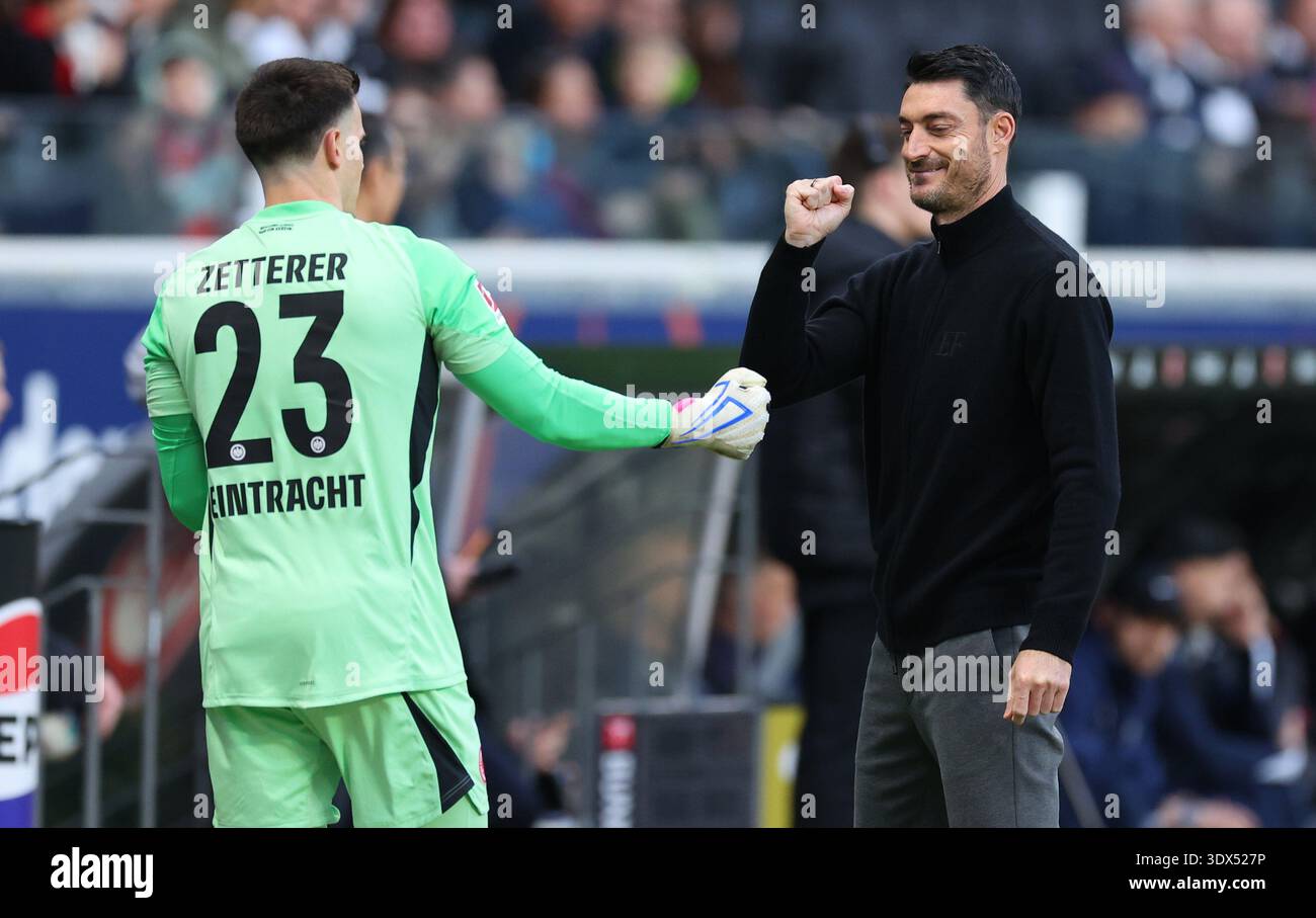 From left: goalkeeper Michael Zetterer (Frankfurt), coach Albert Riera ...