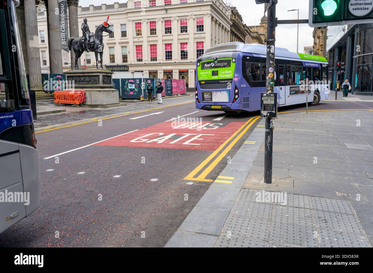 New bus gate at the junction of Queen Street and Ingram Street, Glasgow ...