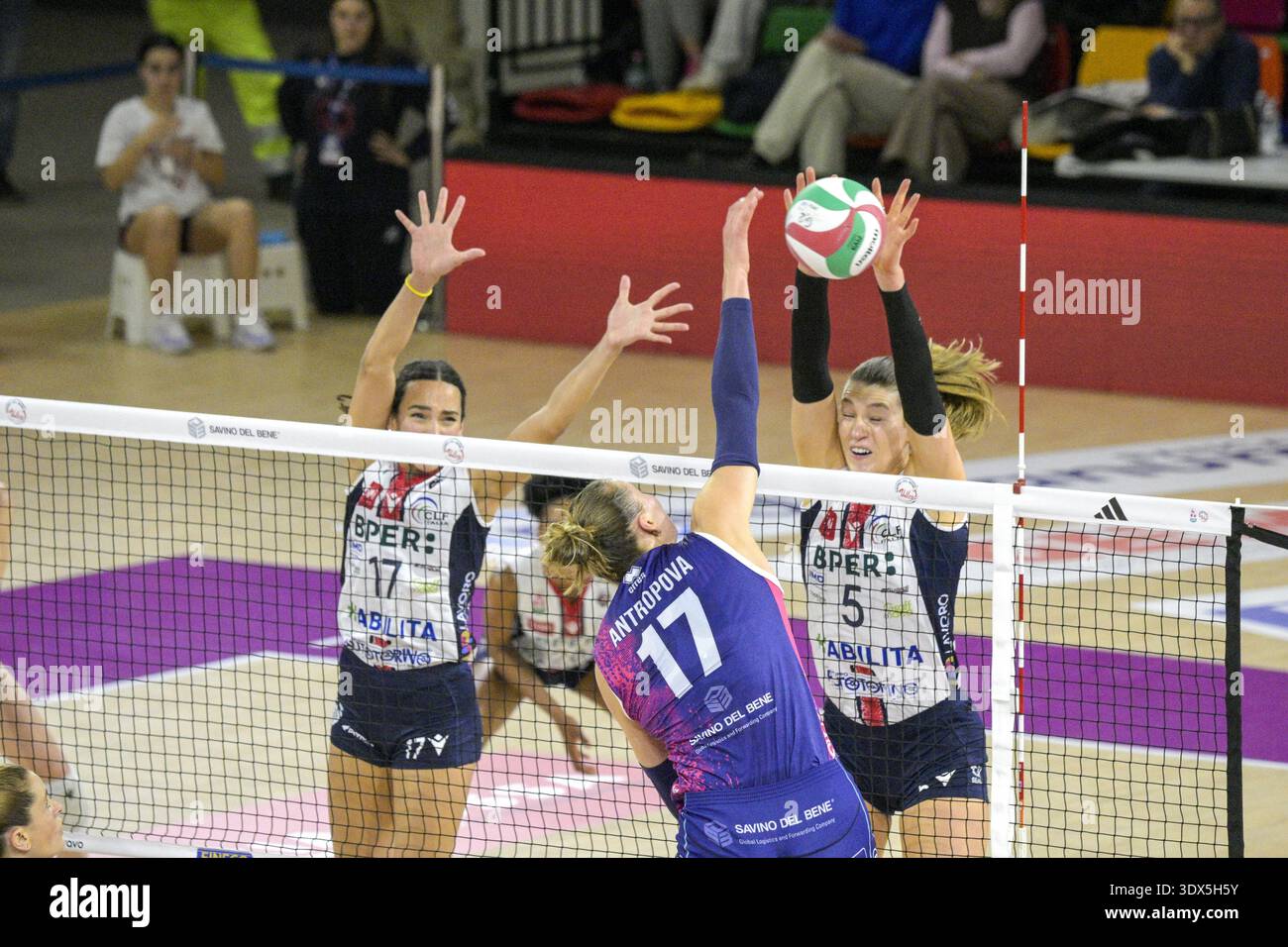 denise-meli-kendal-kipp-during-playoff-scudetto-savino-del-bene