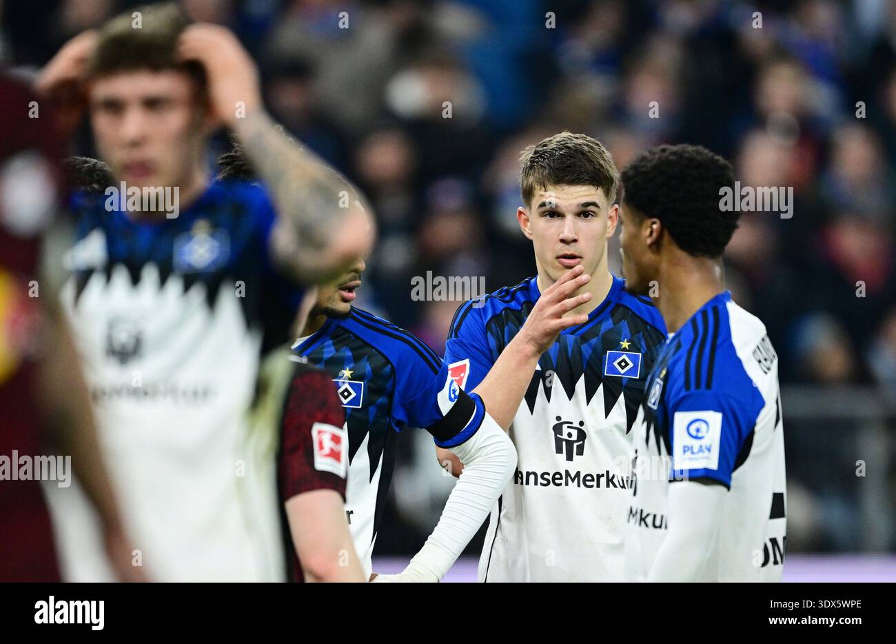 l-luka-vuskovic-warmed-omari-hsv-hamburg-hamburg-march-1-2026