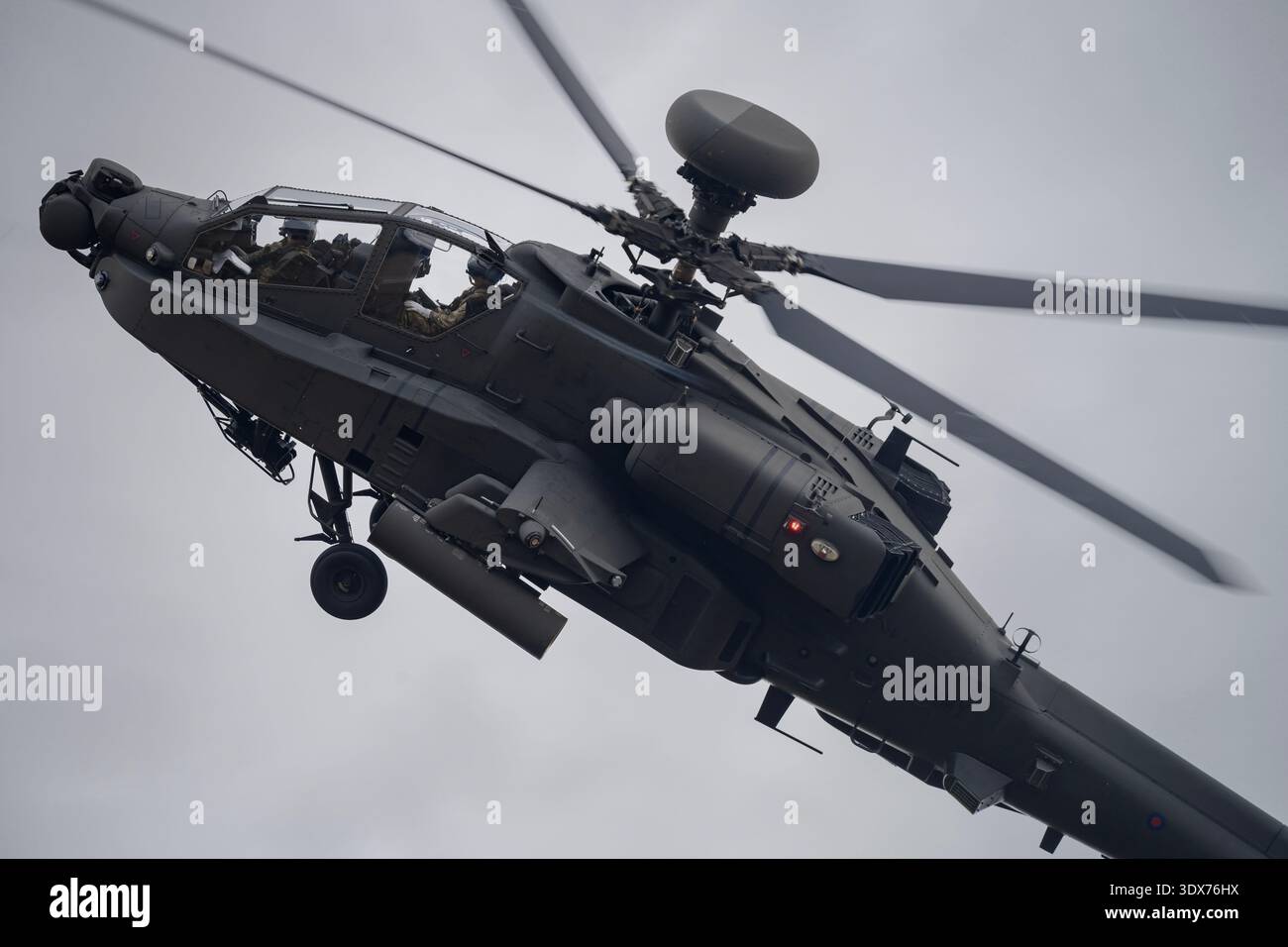 Apache helicopter cockpit hi-res stock photography and images - Alamy