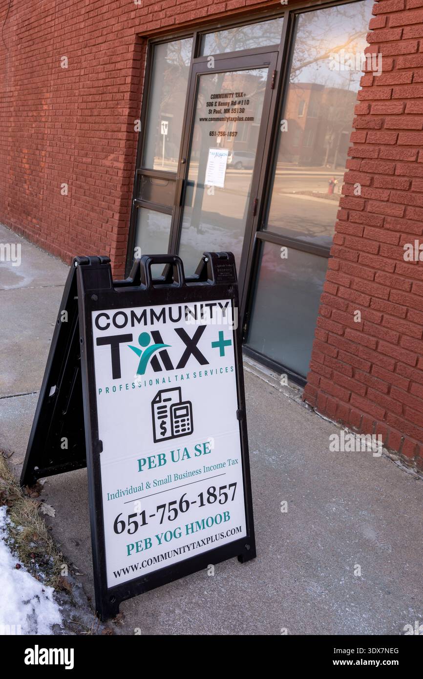 St. Paul, Minnesota. Community Tax+ is a Hmong-owned business that specializes in expert tax preparation services for individuals and small businesses Stock Photo