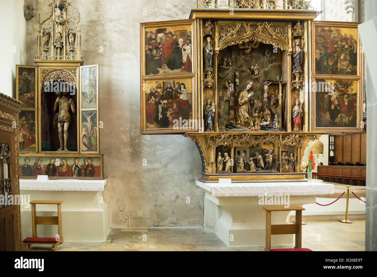 Bardejov gothic winged altar hi-res stock photography and images - Alamy