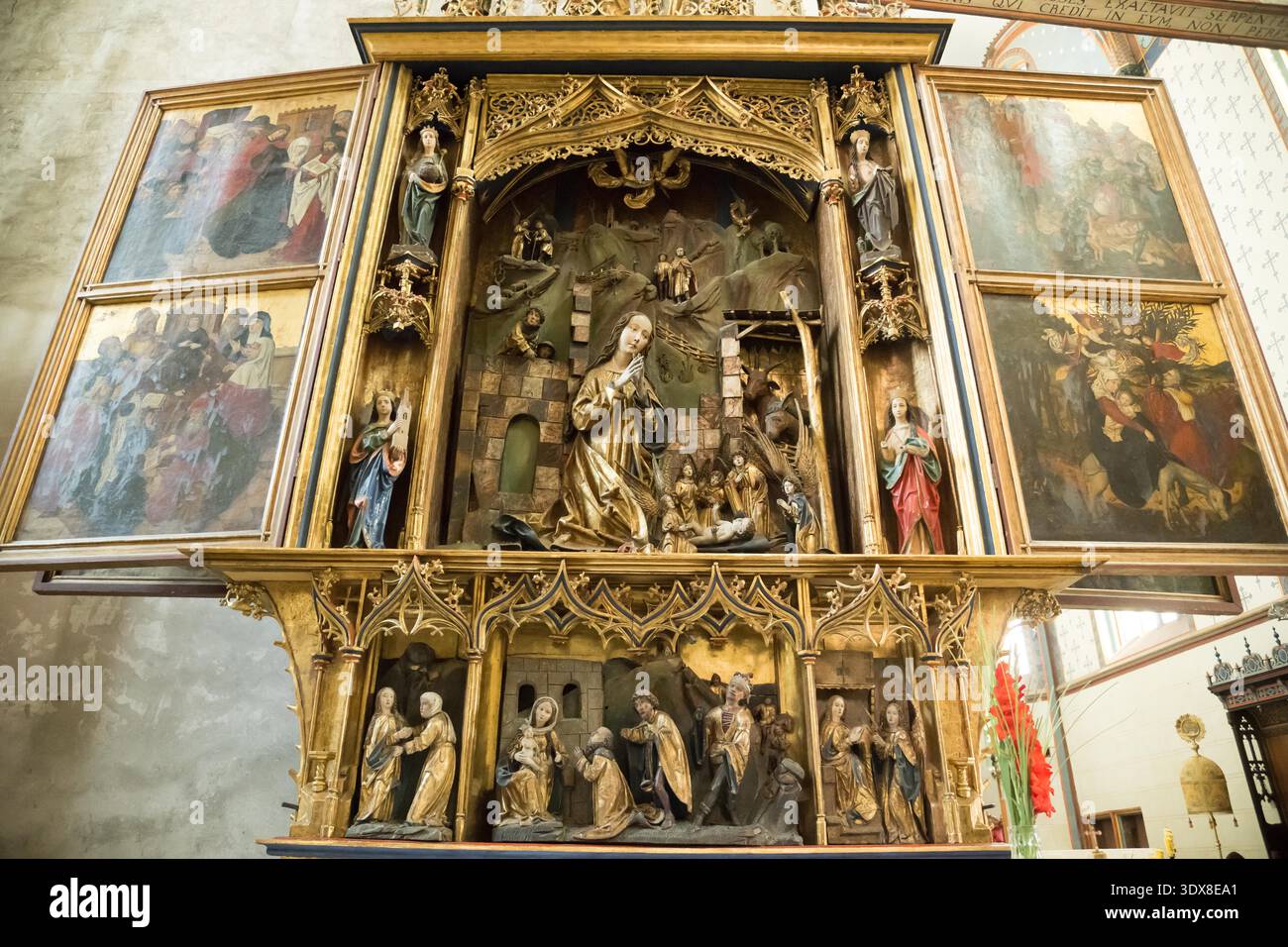 Bardejov gothic winged altar hi-res stock photography and images - Alamy