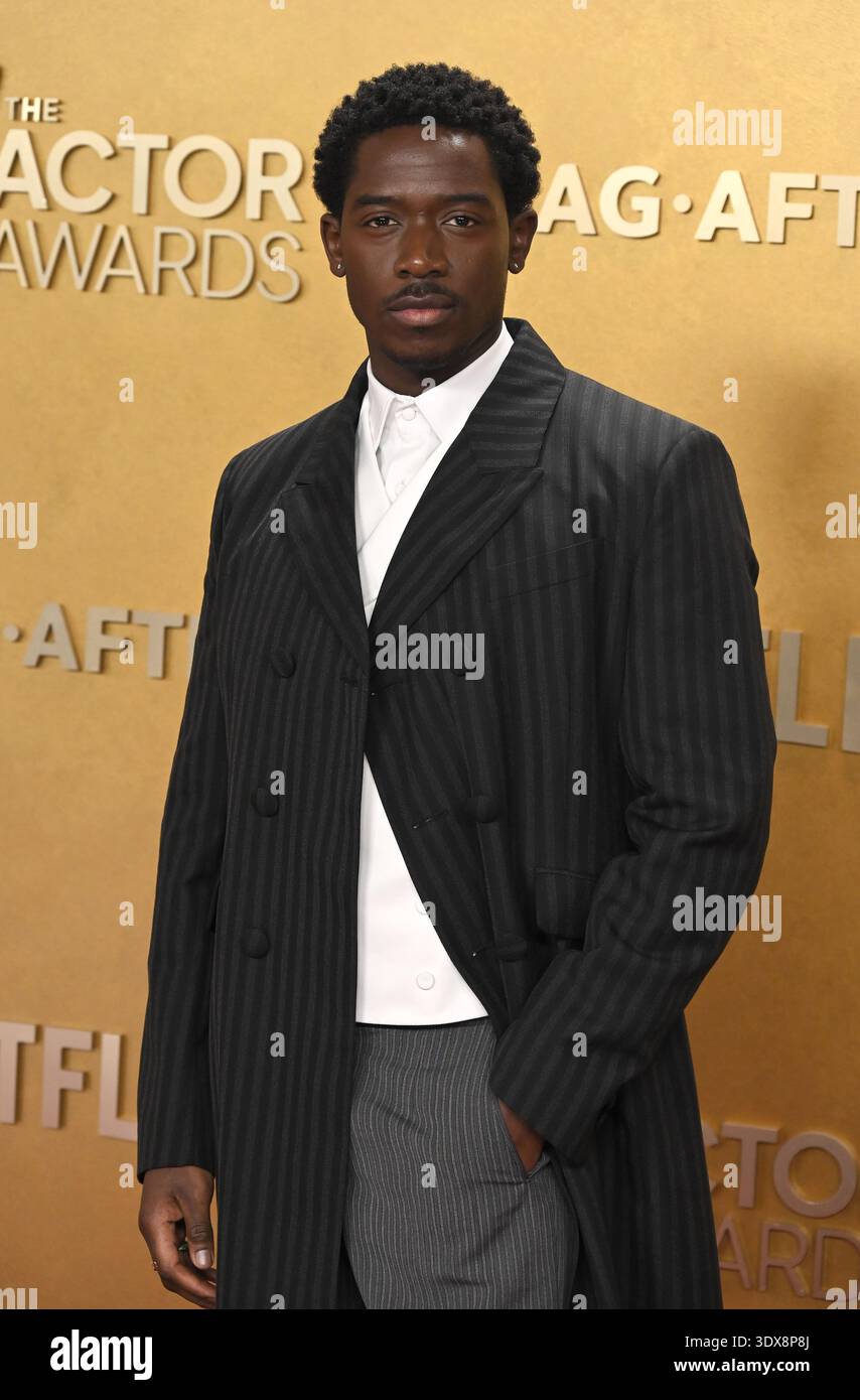 Los Angeles, USA. 01st Mar, 2026. Damson Idris arriving at the 32nd ...